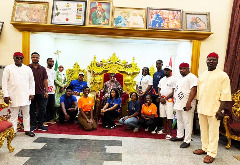 Forum of Special Advisers, Senior Special Assistants and Special Assistants to Nigerian governors visits Amb. Ihenetu