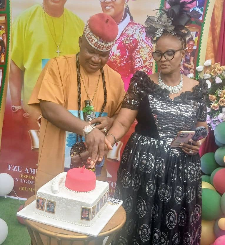 Amid pomp, pageantry, Eze Nwokedi, wife celebrate 25th wedding anniversary in Lagos